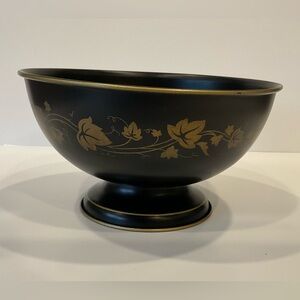 VINTAGE BLACK TOLE WARE PEDESTAL BOWL
